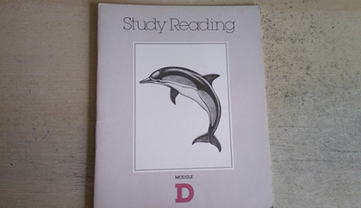 Study Reading : Module D Dolphin - Chris Burgess - 1986 English Home Schooling