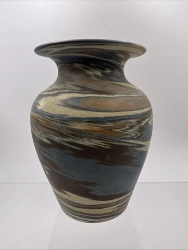 Original Niloak Pottery Mission Swirl Art Flared Top Small Vase 4 1/4" tall