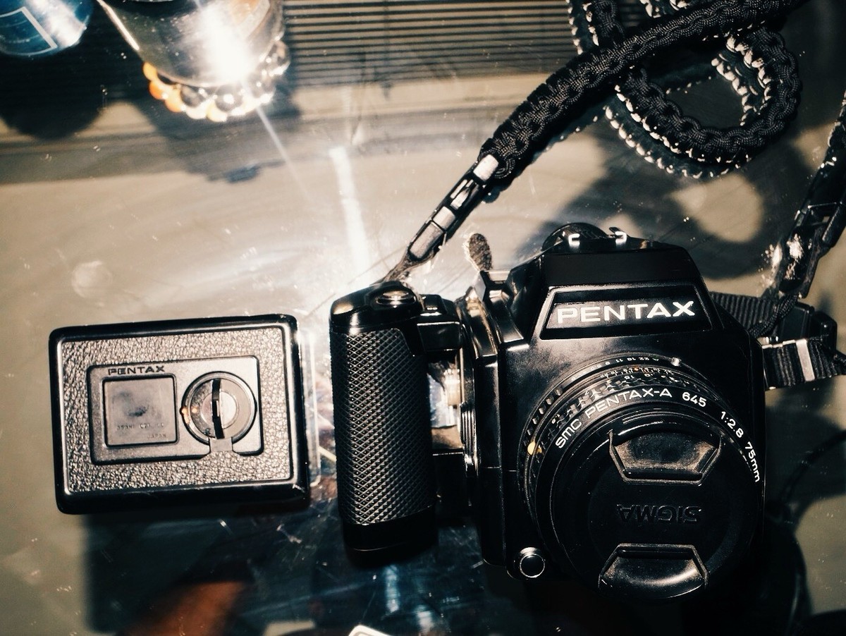 Pentax 645 Medium Format SLR Film Camera with 75 mm lens Kit
