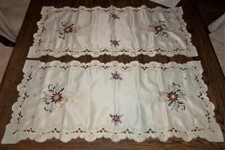 Embroidered Table Runners Poinsettia Holly Leaf Table Linens for Christmas Decor