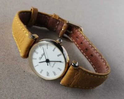 Damenuhr Klassisch Mode PRIVILEG Quartz Watch Getestet 