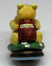 HALCYON DAYS ENAMEL BOX - WINNIE THE POOH & HUNNY POT BONBONNIERE - DISNEY