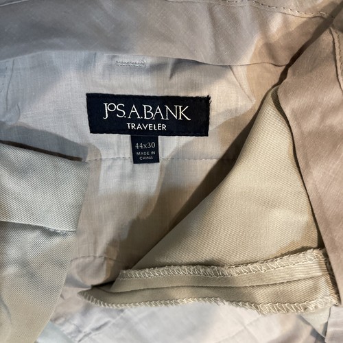 NWT Jos. A. Bank 44x30 Light Gray,Easy Stretch Fabric NWT Water/stain Repellent - Picture 3 of 4