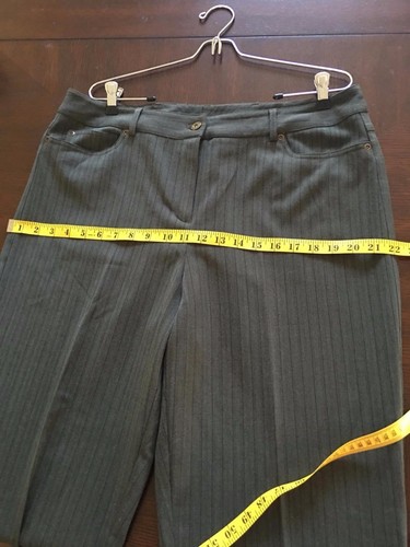 New Woman's RAFAELLA STRETCH long pants, Women" clothes, Excellent condition. - Picture 5 of 6
