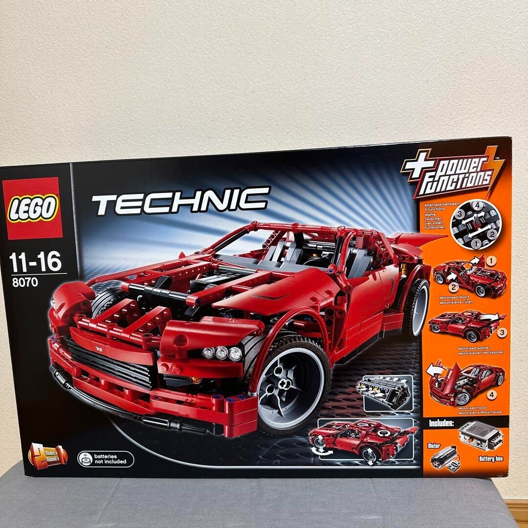 LEGO 8070 Technic Supercar 1281 Pieces 2011 Red W/Motor Battery