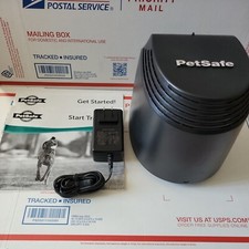 PetSafe Stay  Play Wireless Fence Transmitter Base RFA-608 PIF-IF-100-300-1070