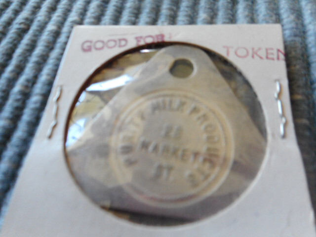 OLD TOKEN PURITY MILK PRODUCTS 23 MARKET STREET GF ONE QUART OF MILK