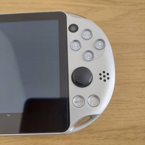 Sony PlayStation Vita 2000 Dragon Quest Builders Metal Slime Edition solo Giappone - Foto 12 di 14