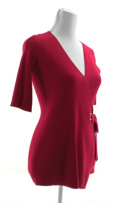 Select + Trend Womens Red V Neck Short Sleeve Pullover Sweater NWT