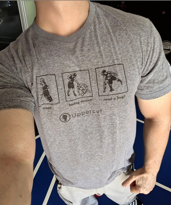 MEN'S TSHIRT: Uppercut Boxing Gym Gray ''Need a Hug?'' Men Boxers Wrestling LARGE