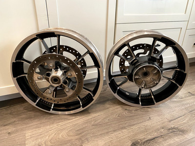  HD 09-25 OEM Harley Touring Enforcer II Wheels 19'' Front & 18'' Rear 