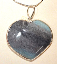Trolleite Heart-Shaped Pendant j3406