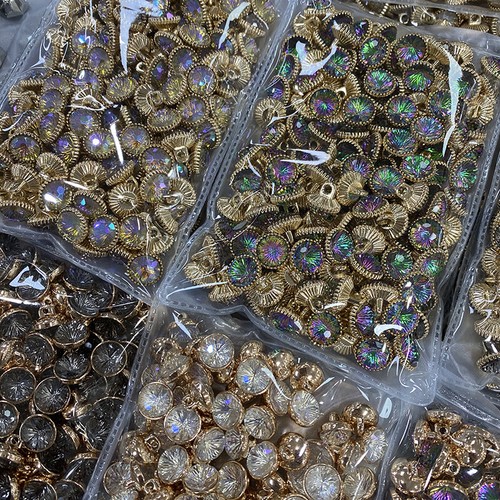 12mm Round Button Tooth Edge Diamond Studded Buttons Clothing Decorative Buttons - Picture 5 of 10