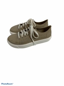 Crocs Zapatos con cordones para mujer 6 Beige Zapatillas de caucho ligero |  eBay