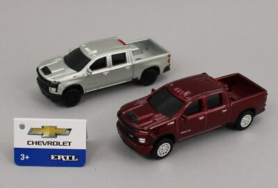 1:64 ERTL 2025 Chevrolet Silverado 2500HD Pickup Truck *PAIR