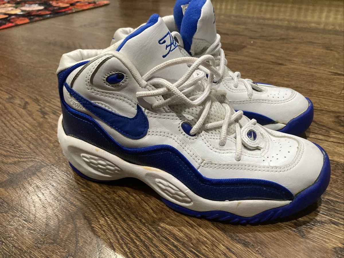 Basketball shoes old school sale