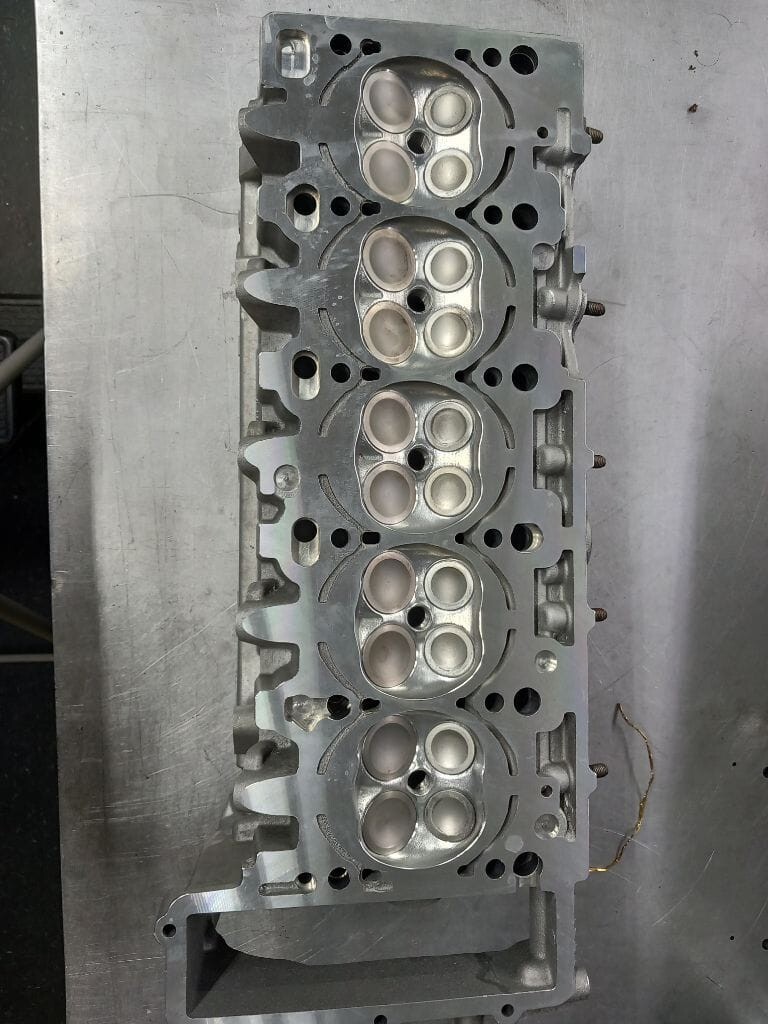 Lamborghini Gallardo 5.0L V10 Cylinder Heads
