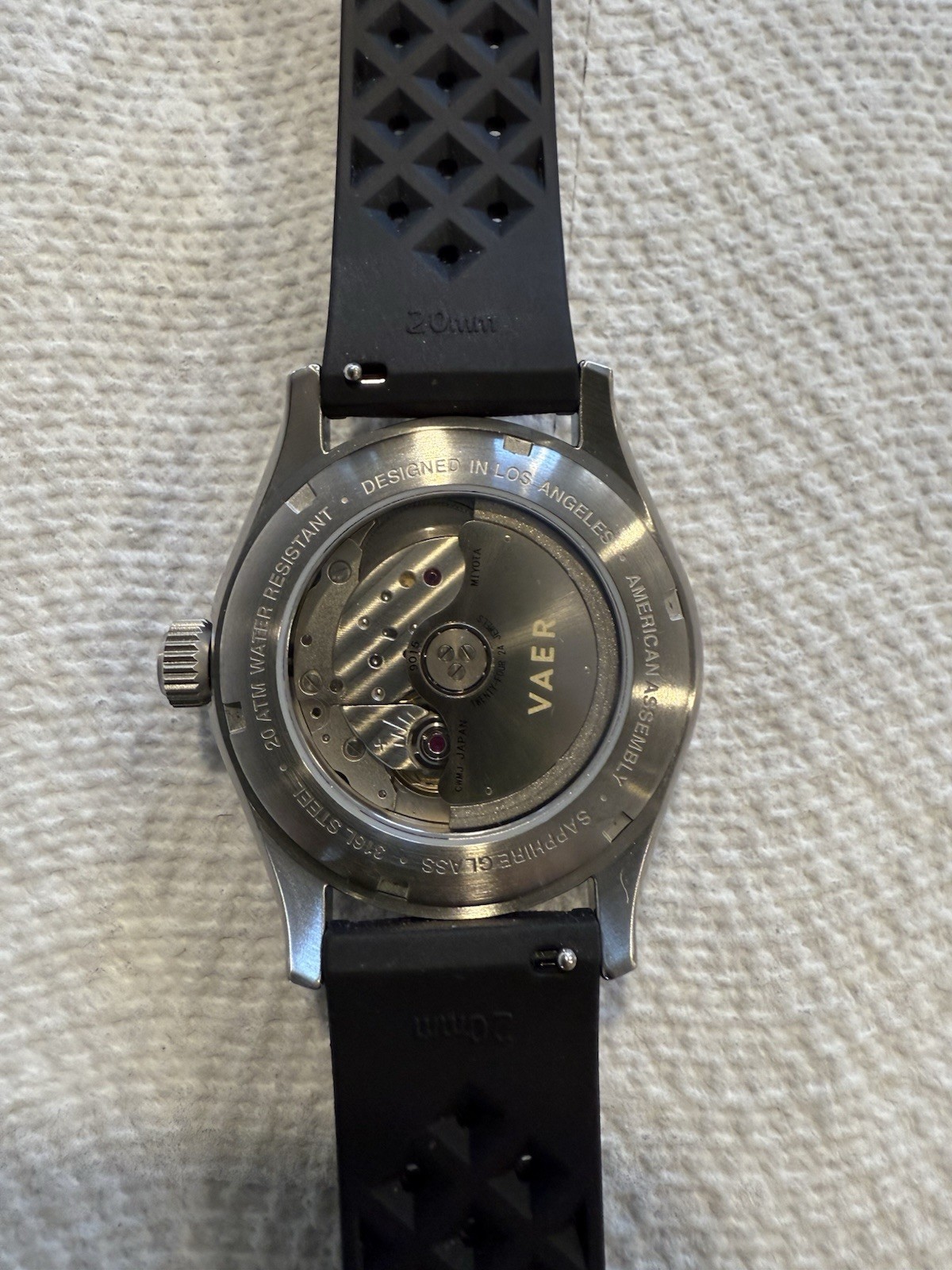 Vaer Automatic Dive Watch - Excellent Includes Un… - image 2