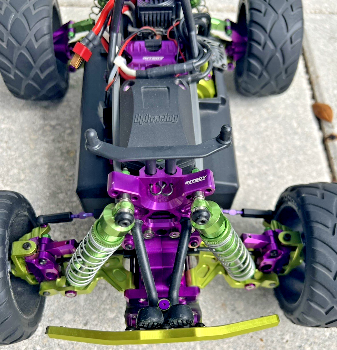 hpi SAVAGE XS サベージXS新品未開封品(販売終了品) HPI Savage XS Totally Custom w/ Brushless System Green And Purple