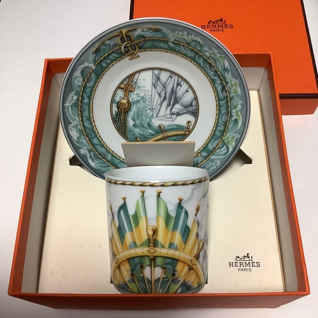 HERMES エルメス 突風 プレート 飾皿 お皿 未使用 箱付き F215 HERMES エルメス 突風 プレート 飾皿 お皿 未使用 箱付き F215