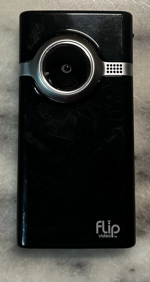 Flip Video Mino HD 4GB High-Definition Camcorder - Image 2 of 3