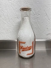 Knudsen Bros. Milk Bottle Half Pint - North Haven, Connecticut - Dairy - CT