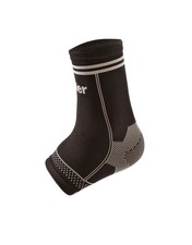 Mueller Sport Care 4-way Stretch Ankle Support Moderate Support Level