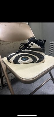 Reebok Men's Shaqnosis Basketball Shoes Size 9, Black/White, Washed