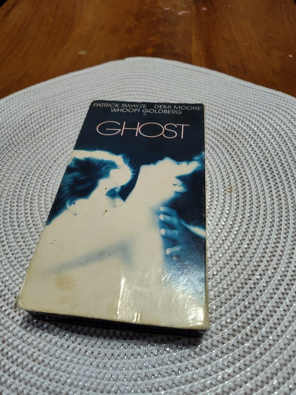 Paramount Ghost (1990) VHS Full Screen PG-13 Drama Romance Supernatural English