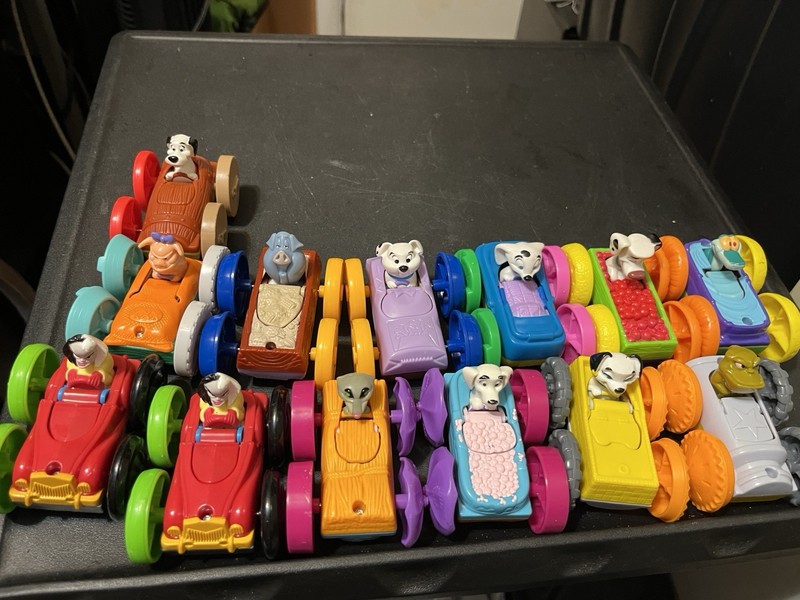 Lot of 13 : Vintage 1998 McDonalds 101 Dalmatians Flip Cars Complete Set