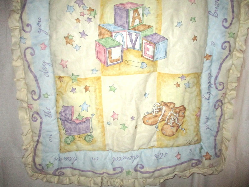 JUEGO DE CAMA INFANTIL 7 PIEZAS BIENVENIDO AL MUNDO EDREDÓN PAÑAL LT COV 2 CENEFAS Foto 3 de 4