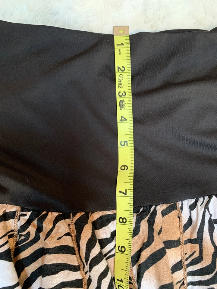 Saia Midi Vintage Carole Little Women Fit & Flare Tamanho Grande Estampa Animal Forrada - Imagem 3 de 4