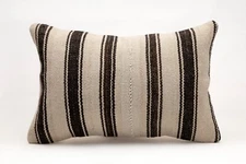Kilim Pillow Cover, 16x24 inc, Vintage Sofa Pillow, Handmade Decorative Pillow