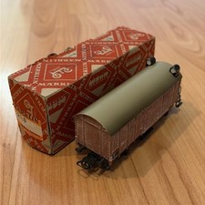 Märklin guss Güterwagen 320S braun