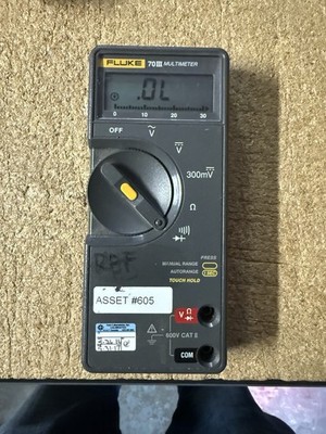 Fluke 70 III Series Digital Multimeter w/ Protective Carry Case