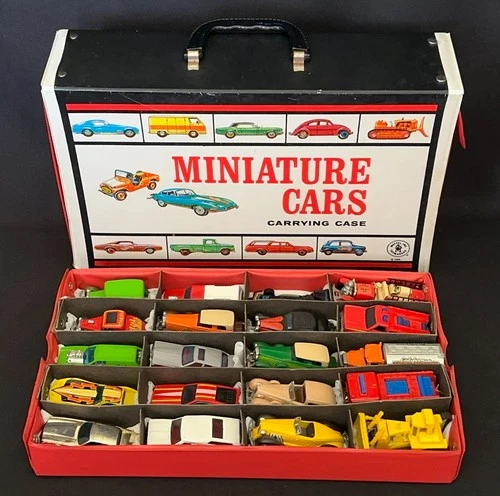 (20) Vintage 1970s-1980s Hot Wheels Blackwall Cars & Trucks Lot w/Carrying Case