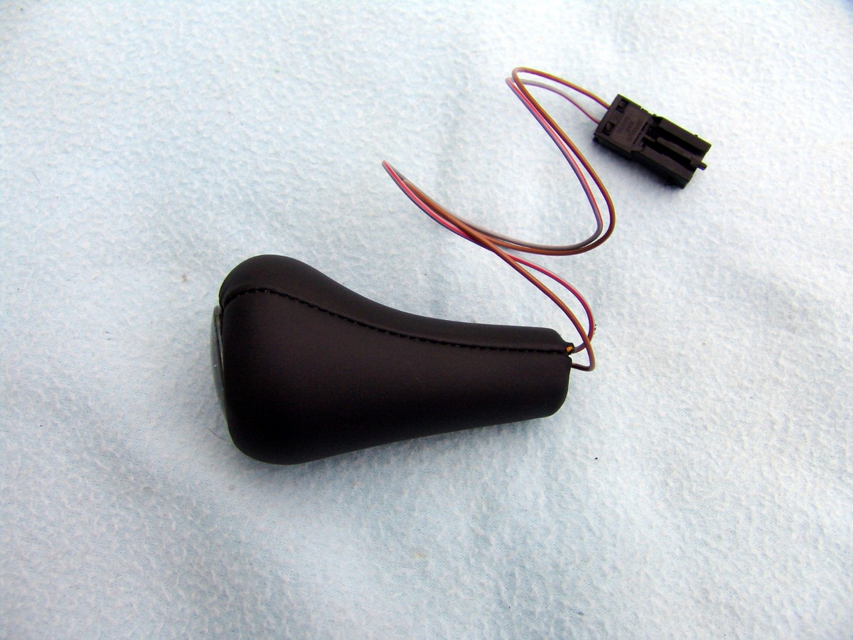 BMW E31, E34, E36, M3, Z3 OEM ILLUMINATED LEATHER SHIFT KNOB