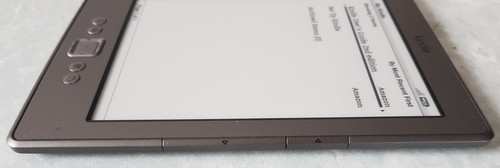 Amazon Kindle eBook Reader + USB Cable. Wi-Fi. Model: D01100 - Picture 8 of 9