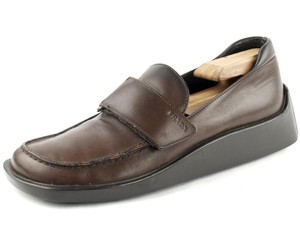 calçado slip on