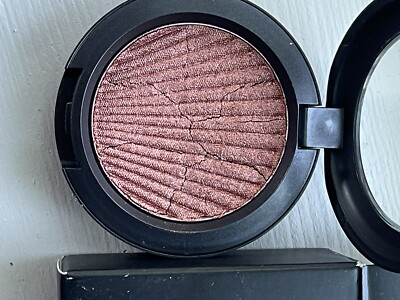 Mac Brushed Metal Eye Shadow Forged Rose