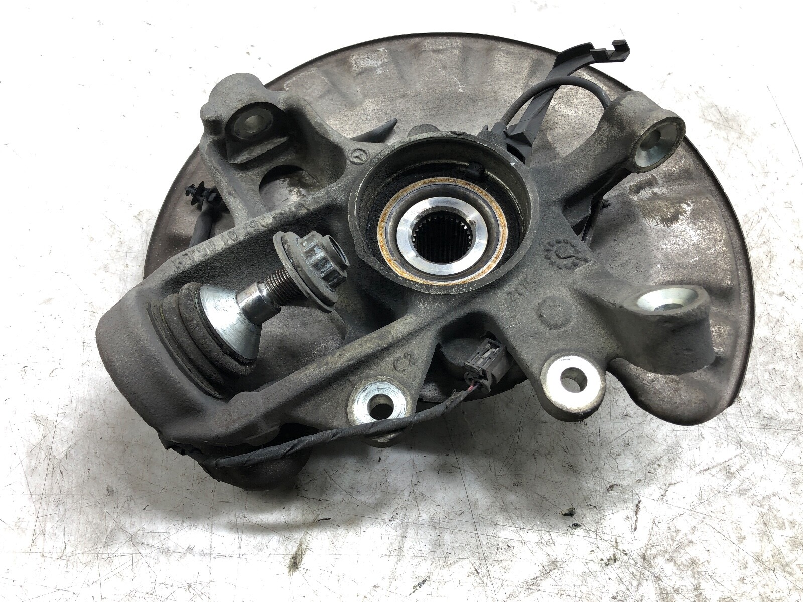 Stub Axle Rear Left MERCEDES W166 Ml GL GLE GLS A1663570105 for 