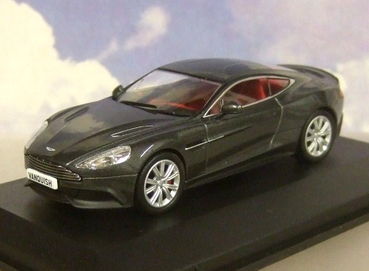 OXFORD DIECAST 1/43 2012 ASTON MARTIN VANQUISH COUPE QUANTUM SILVER 43AMV003