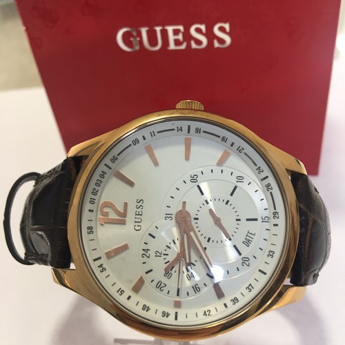 Guess Orologio Uomo Multifunzione con Cinturino in Pelle W95086G2 | eBay