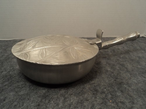 vintage everlast forged aluminum butler crumb tray/bed warmer