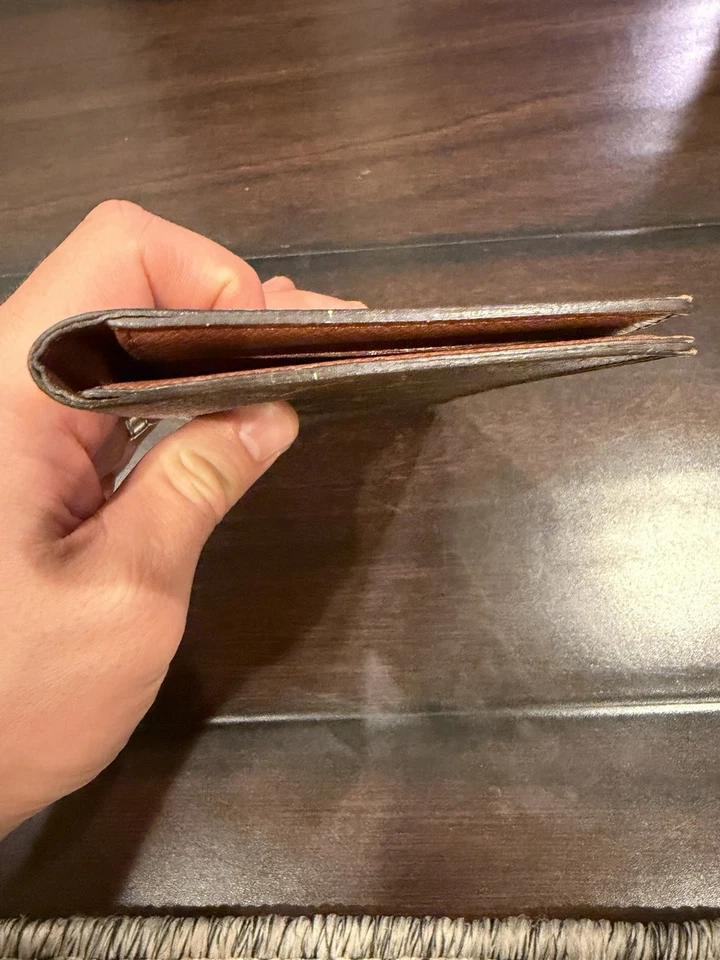 Louis Vuitton Monograma Lona Bolsillo Agenda Cubierta con Raro Papel LV Usado en Excelente Condición Foto 4 de 4