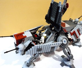 LEGO - STAR WARS - AT-TE WALKER - 7675 - INCL. TWO MINFIGS+BOOKS ON FLASH DRIVE