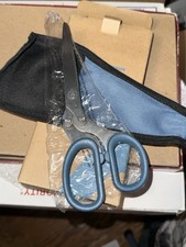 Vintage Avon 2009 Shredder Scissors W/Pouch Multi-purpose 5 Blade  NIB