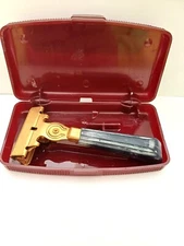 Beautiful Antique EVERSHARP Razor with Box