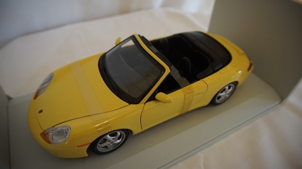 UT UT UT Models Porsche 911 Cabrio (996) amarillo 1 18 1c727e UT UT UT Models Porsche 911 Cabrio (996) amarillo 1 18 1c727e