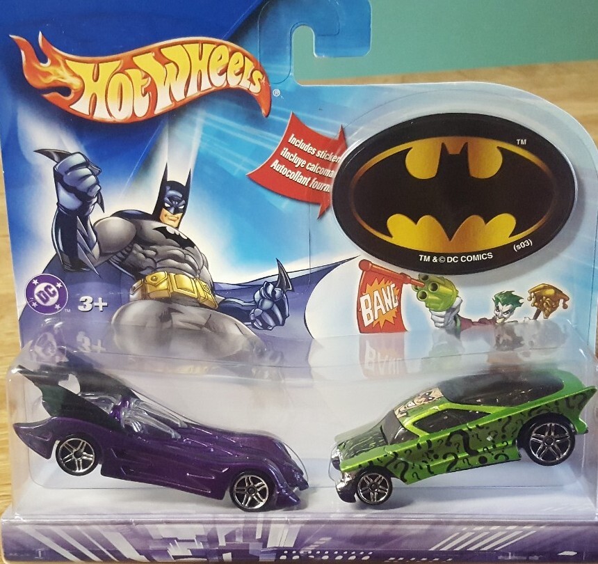 Hot Wheels DC Comics Batman Vs The Riddler 2 Pack Batmobile